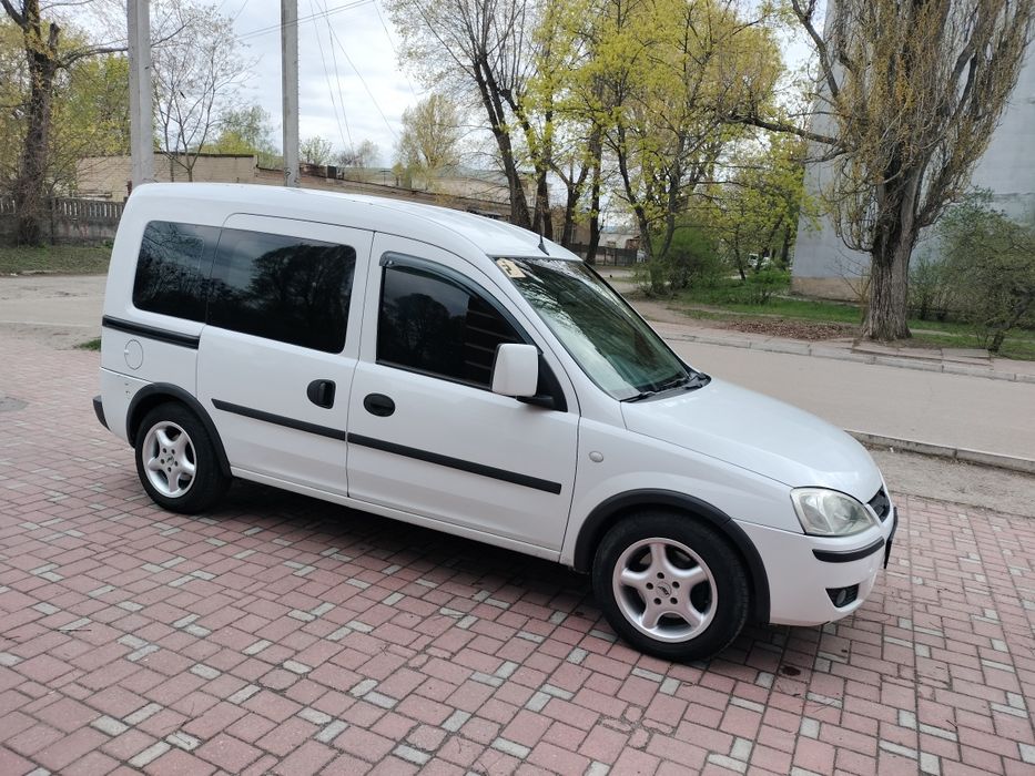 Opel combo 1.7 дизель пасажир