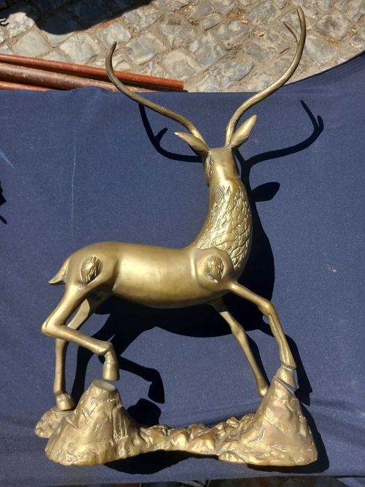 Antigo Grande Bronze Buck Veado, Escultura maciça