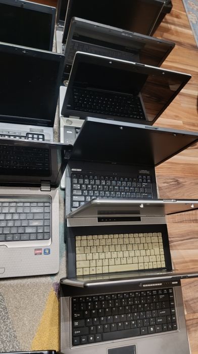 13 laptopów i części