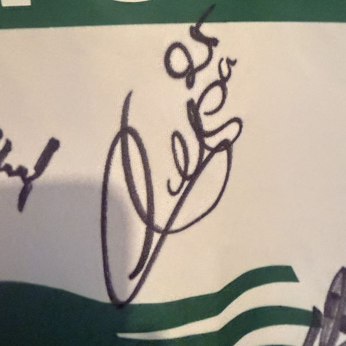 Moszulka meczowa Lechii Gdansk z autografami 2022
