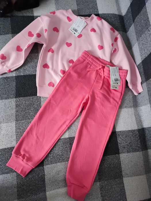 Нові костюми,комплекти,  H&M 98-104,110-116,122-128,134-140 см