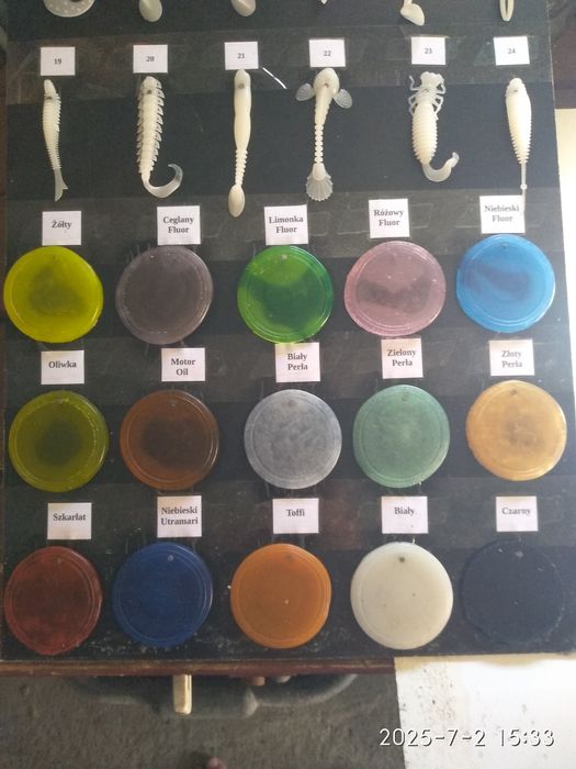 Przynęty gumowe, spinning, wędkarstwo, na drapieżniki, pstrąg, okoń