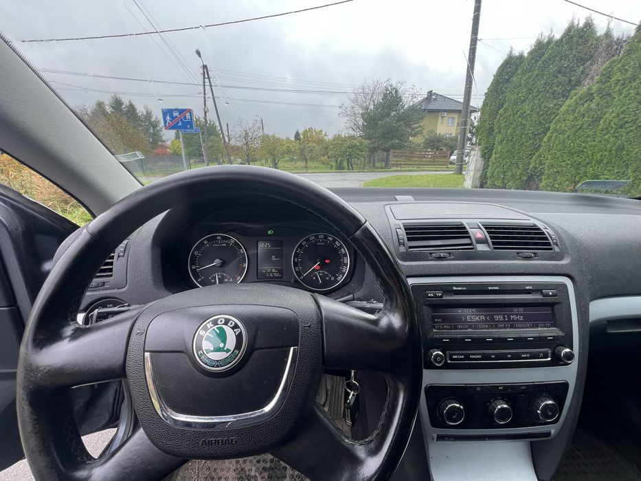 Skoda Ocatvia*1.4benzyna*2010r*Climatronic*grzane siedzenia*HAK*