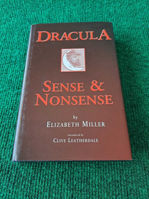 Dracula - Sense & Nonsense - Elizabeth Miller