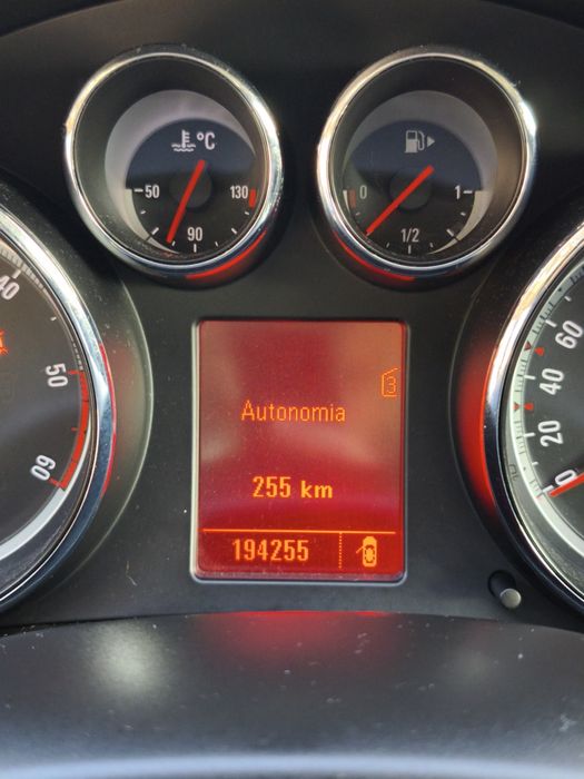 Opel Insignia 2.0 160cv