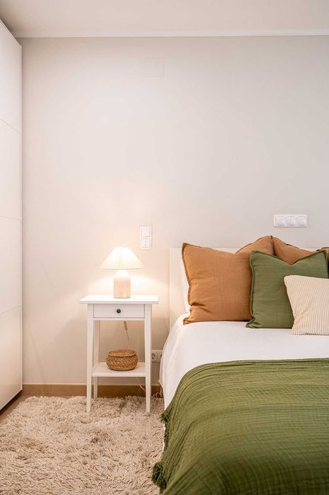 2 Mesas de cabeceira HEMNES