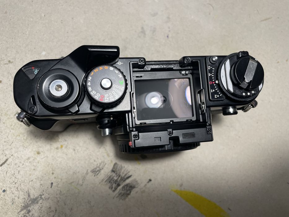 Nikon f3 HP  near MINT+ CLA + acessórios