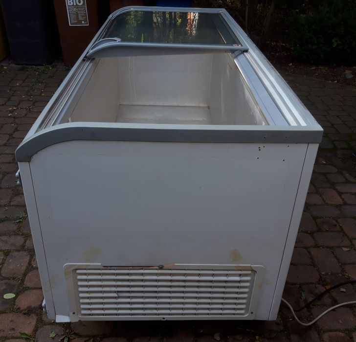 Zamrażarka AHT Paris 210 (210 cm)