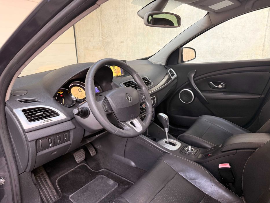 Renault Mégane Sport Tourer 1.5 dCi - desde 73€/mês