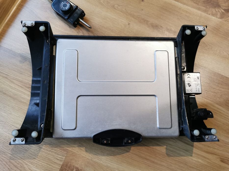 Grill elektryczny CLA Tronic, moc 2000 W, Mysłowice