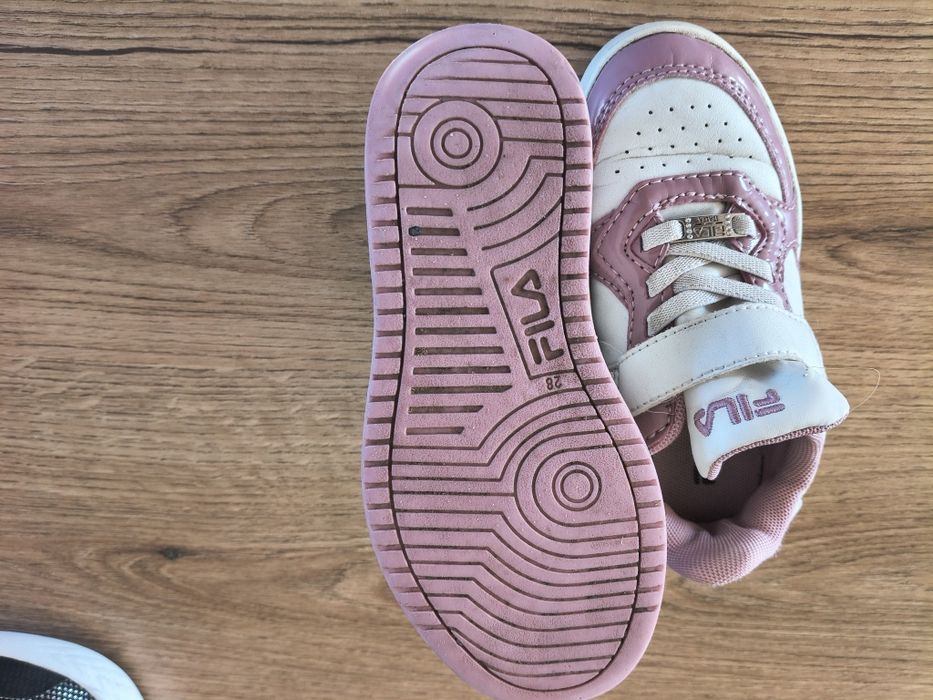 Buty dziewczęce w super stanie