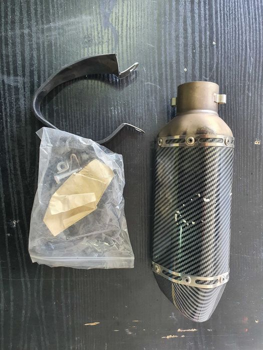 Ponteira réplica Akrapovic