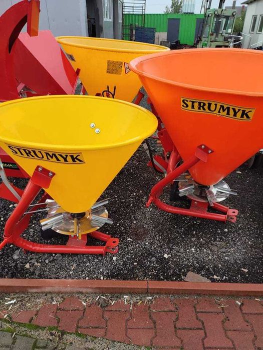 Rozsiewacz do nawozu lejek kosz 200-500l solidny tarcza kwasoodporna