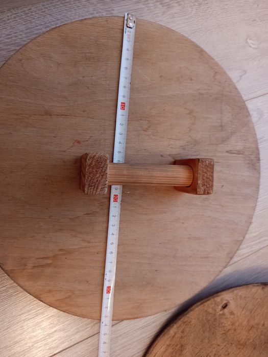 Zestaw zabawek rycerskich tarcze miecze