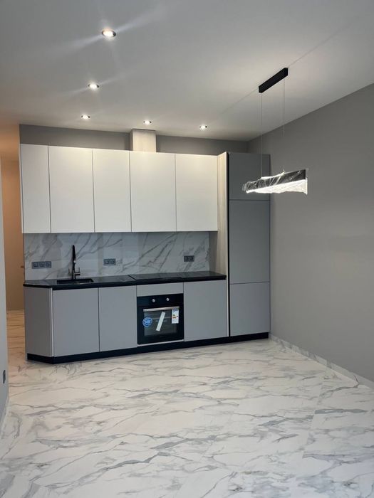 Продаж квартири з ремонтом 52 м2 в Барто!