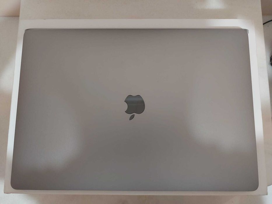 MacBook PRO 16” [ i9 8-Core | 16GB RAM | 1TB SSD | Radeon Pro 5500M 4GB ] NA GARANTIA!