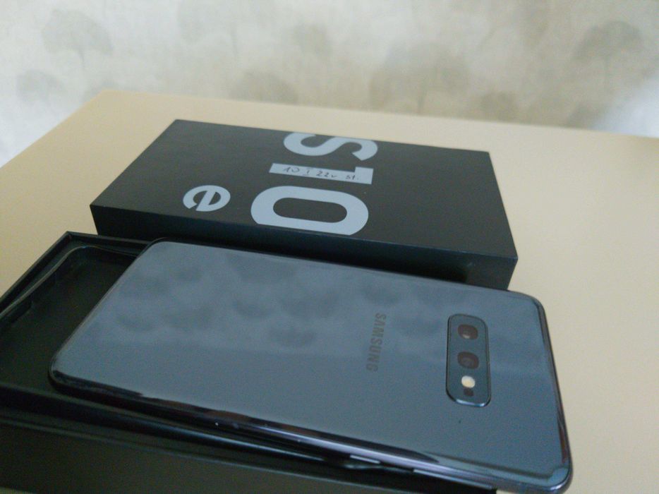 Samsung Galaxy S10e / 128GB