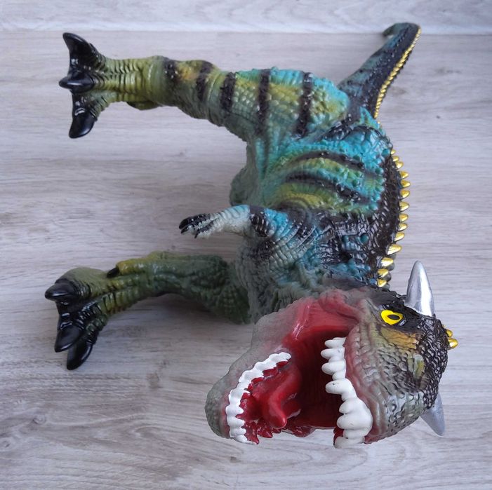 Figurka zabawka duża Dinozaur Torosaurus 60 cm