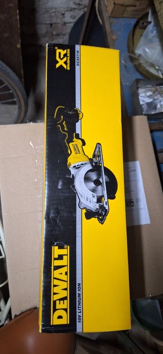 Pilarka dewalt  nowa
