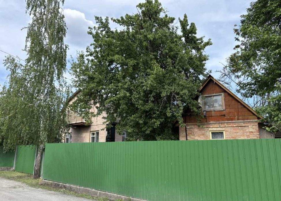 .Продаж будинку у с. Білозір'я.