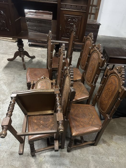 Móvel de sala Mesa e Cadeiras