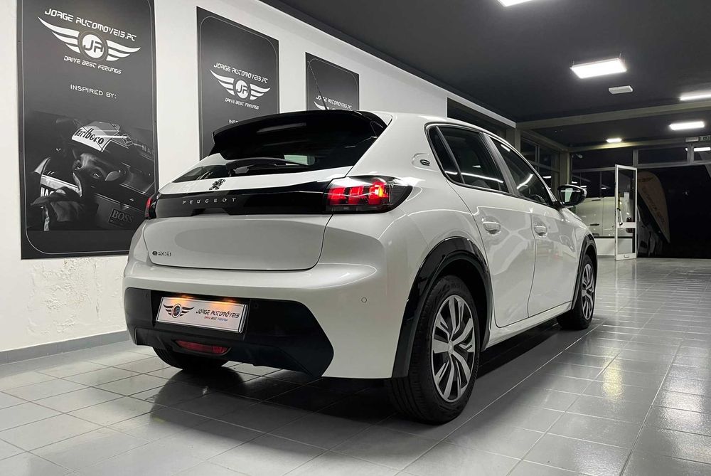 Peugeot e-208 50KWH Active 136cv NACIONAL