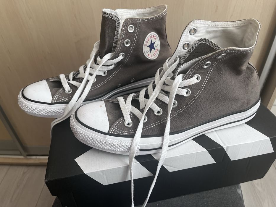 Кеди Converse, 42 розмір. Стан хороший, зручні та стильні. Деталі в приват.