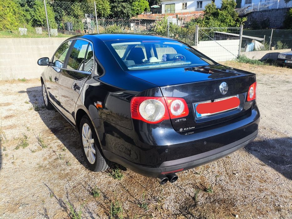 Volkswagen Jetta MK5 1.9 TDI 105 cv (12/2006)