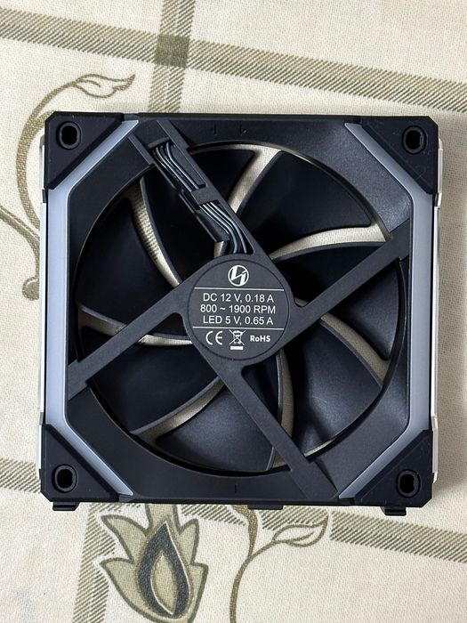 Lian Li UniFan SL120 - Ventoinhas 120mm para computador