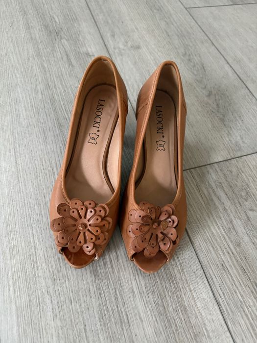 Buty na obcasie Lasocki skóra r.37