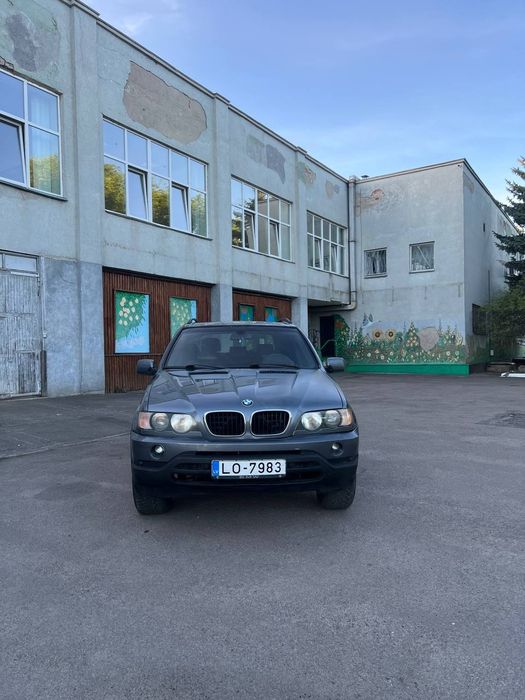 Продам машину bmv x5