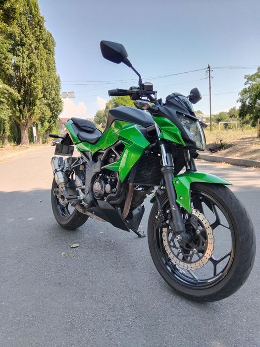 Мотоцикл Kawasaki z 250