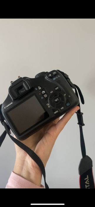 Продам фотоапарат Canon Eos 1100d