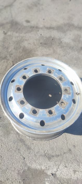 Продам  алюминиевые диски 22.5