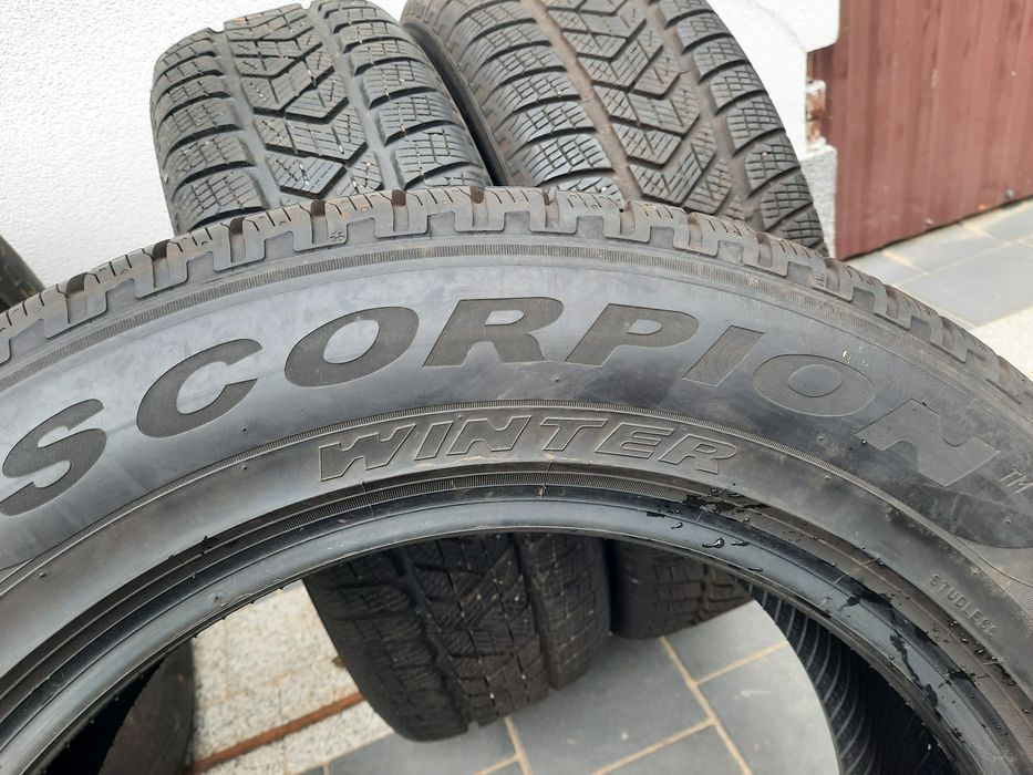 Opony 215/65 R17 Pirelli Scorpion Winter 2024r 8mm