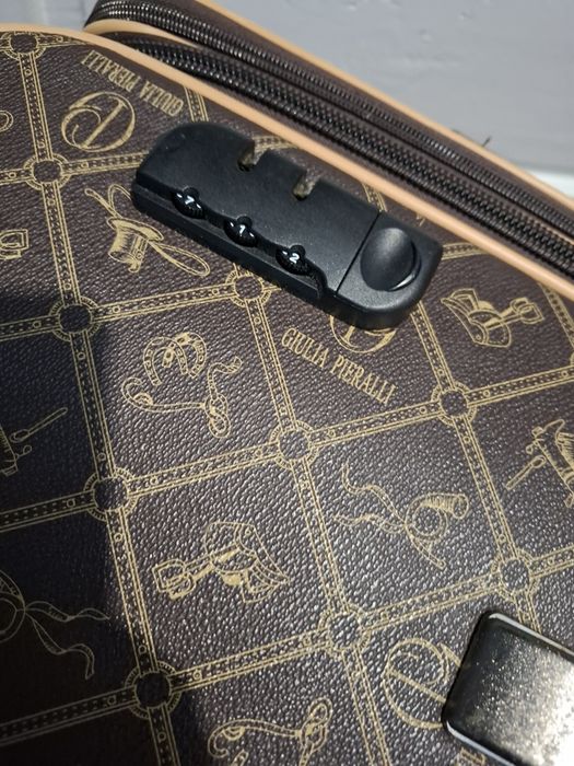 Велика Валіза для подорожей