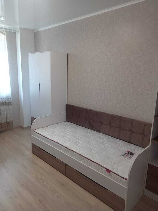 Детская комната. Кровать диван, шкаф, 2пенала, стол Доставка бесплатно