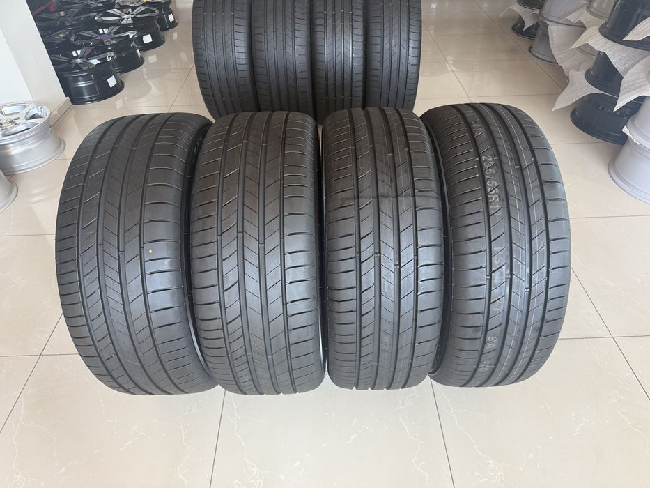 Шини літні різноширокі Kumho 235/55/19 255/50/19 VW ID4 EQC Eniaq