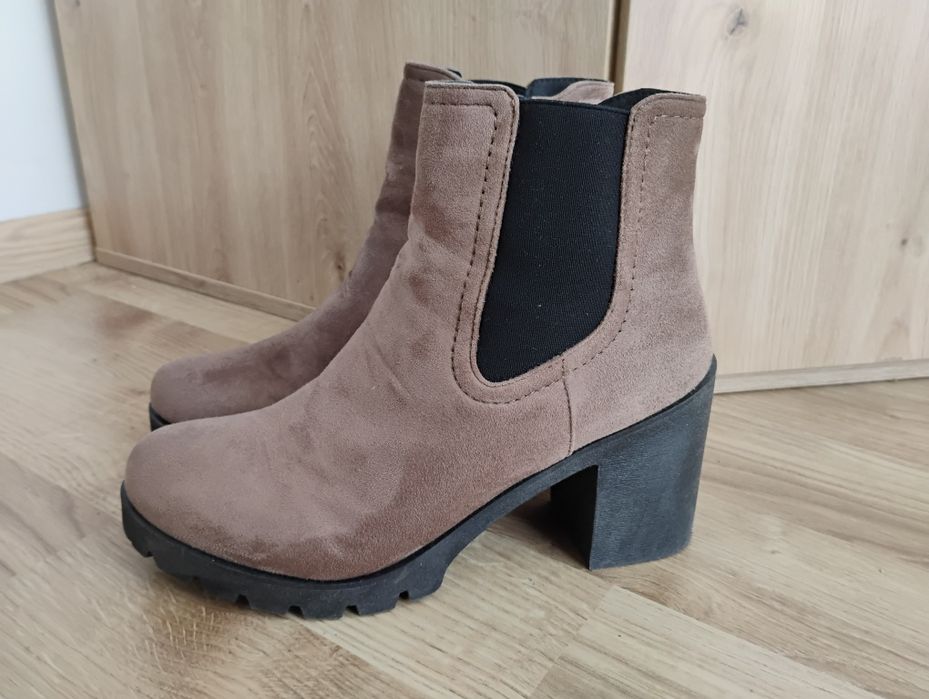 Piękne buty damskie r41