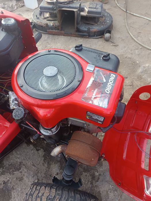 Sinilnik traktorka 11hp enduro