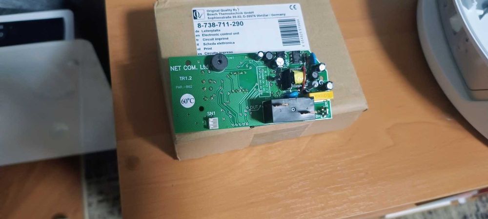 Плата для бойлерів BOSCH TRONIC 8000 T