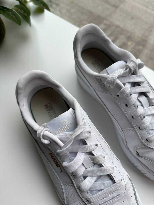 Oryginalne buty Puma Carina Rozmiar EU38.5