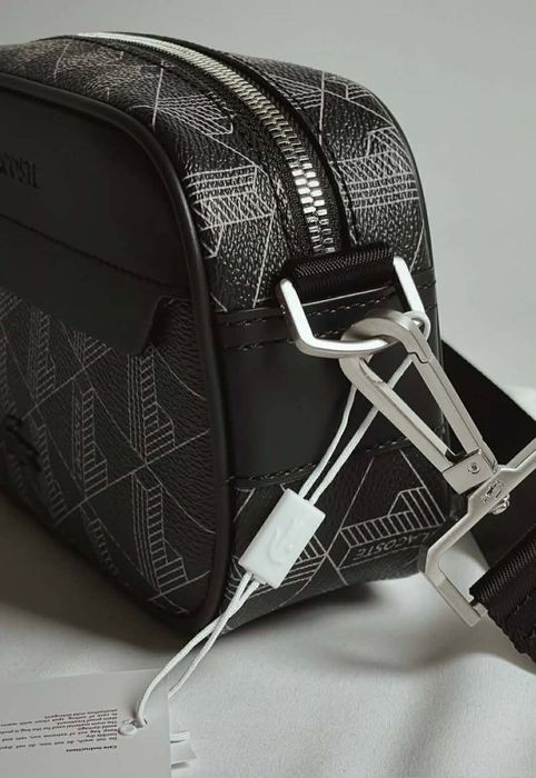 Bolsa Lacoste Nova no Saco