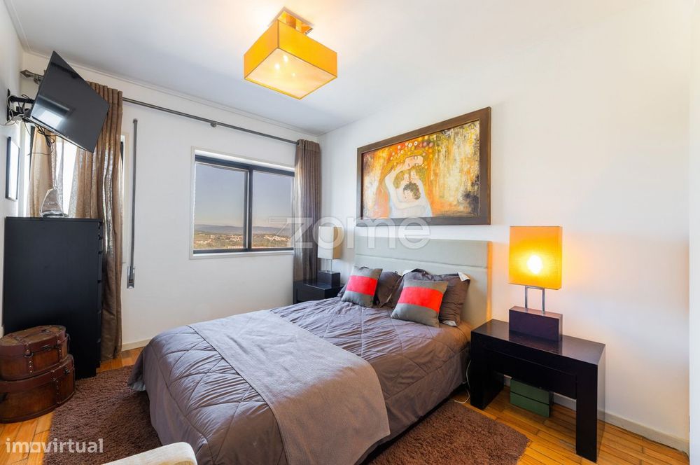 Apartamento T4 com 189m2 em Maximinos - Braga