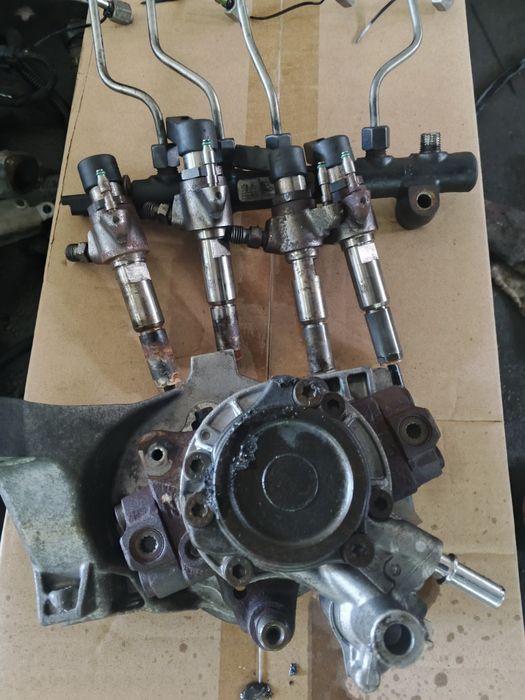 PEUGEOT 1.6e HDI wtryski POMPA LISTWA 9684753080 9672605380 9802448680