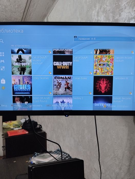 Продам ps4 slim 500gm