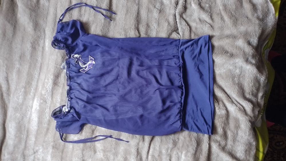 Відам одяг даром