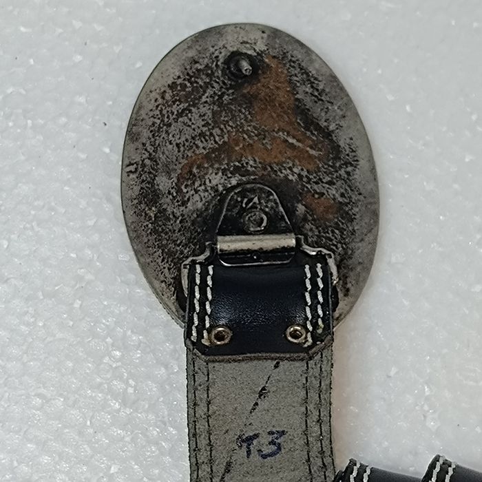 Cinto em Pele de qualidade Vintage Fivela Jesus Cristo Resina em Metal