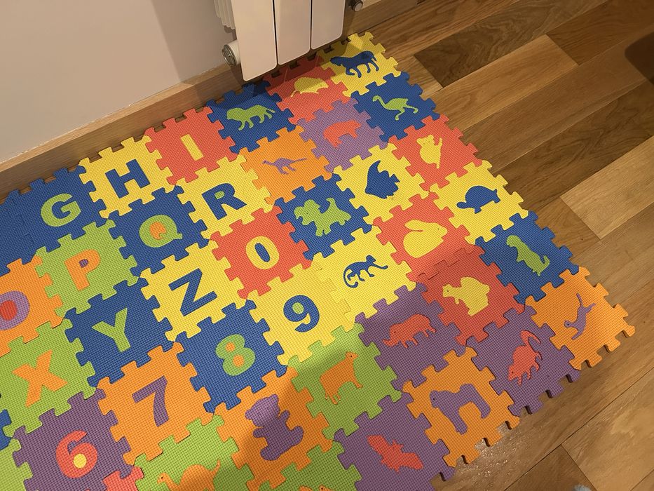 Tapete de Atividades - Puzzle Alfanumérico e Animais
