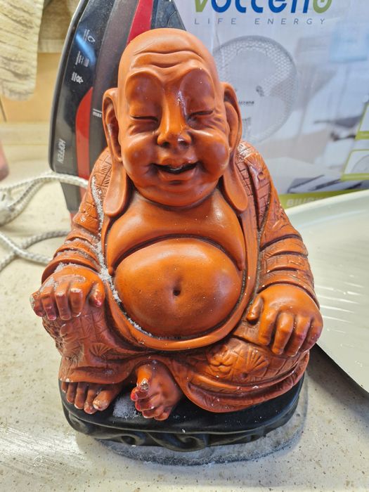 Figurka Buddy na filcowej podstawce